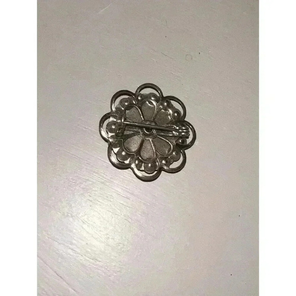 Vintage Cameo Brooch / Pin - Picture 2 of 3